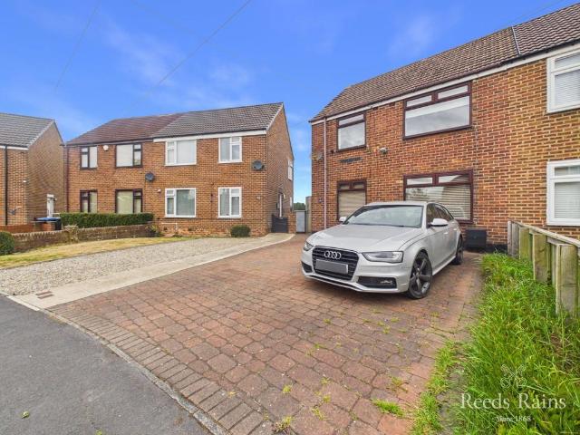 House for sale in Sherburn Village, Sherburn