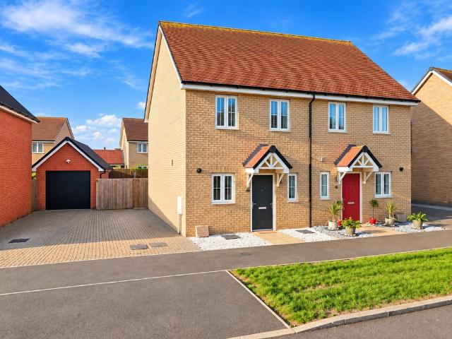 House for sale in Elizabeth Gardens, Rochford