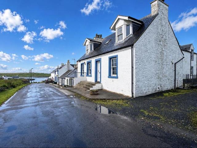 House for sale in Portnahaven, Scotland