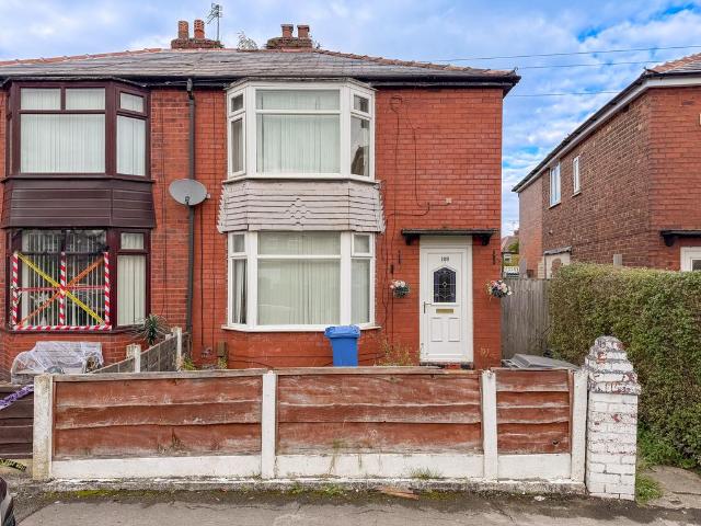 House for sale in Droylsden, Tameside