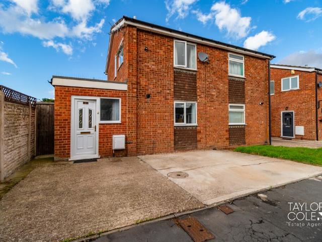 House for sale in Kingsbury, North Warwickshire
