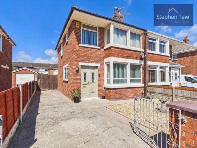 House for sale in Common Edge, Blackpool