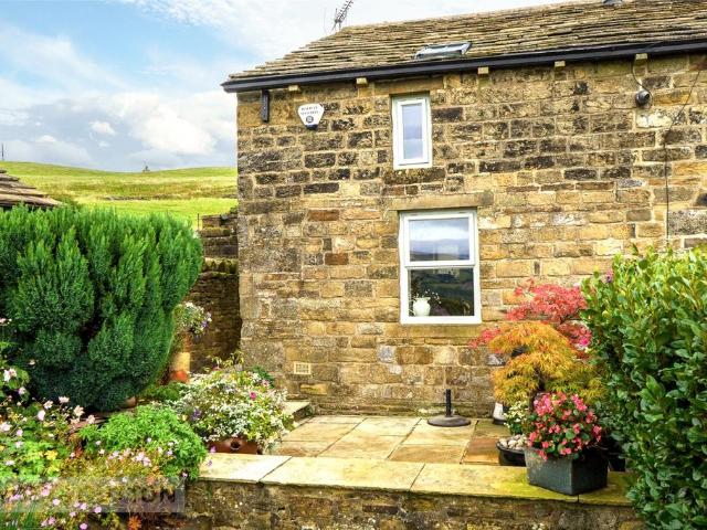 House for sale in Warley Town, Calderdale