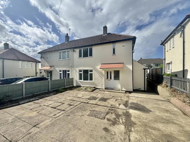 House for sale in Scholes, West Yorkshire