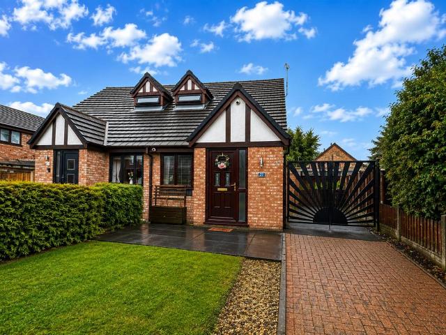 House for sale in Westleigh, Wigan