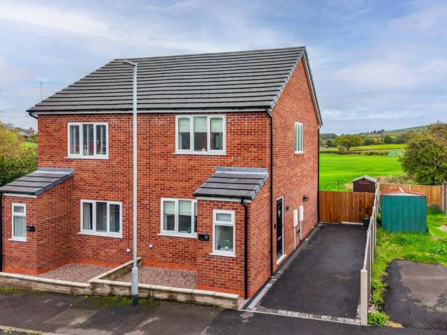 House for sale in Bignall End, Newcastle-under-Lyme