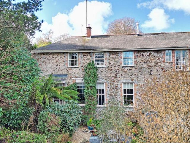 House for sale in Perranarworthal