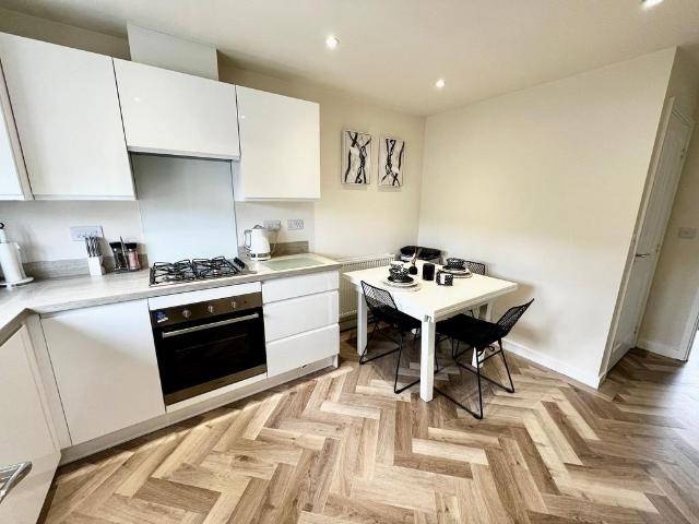 House for sale in Bedworth Heath, Camp Hill