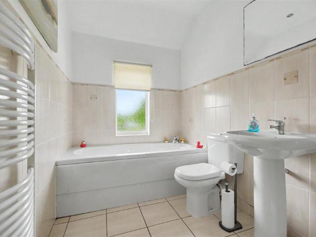 House for sale in Attenborough, East Midlands