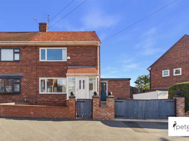 House for sale in Thorney Close, Sunderland