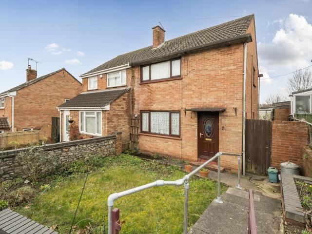 House for sale in Kingswood