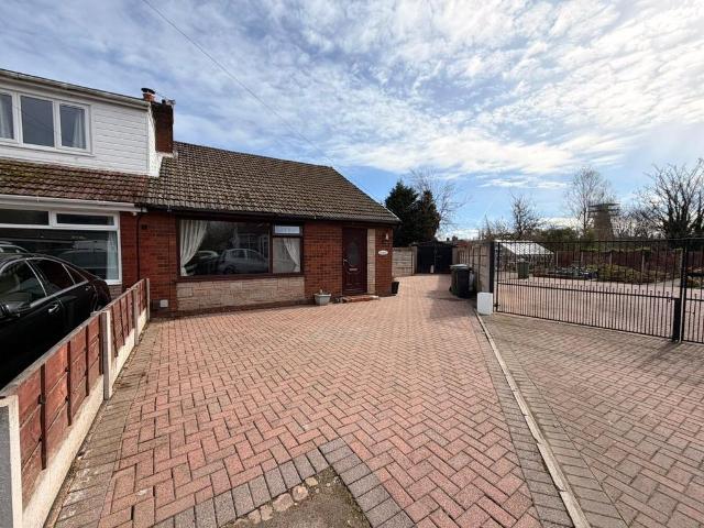 House for sale in Lee Bank, Isle Of Man