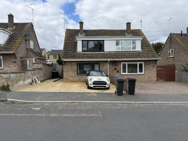 House for sale in Oundle, North Northamptonshire