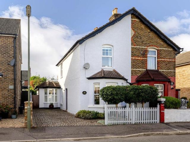 House for sale in Chelsham, Tandridge