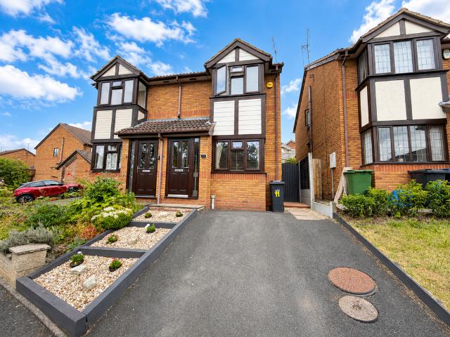 House for sale in Dudley Fields, Brierley Hill