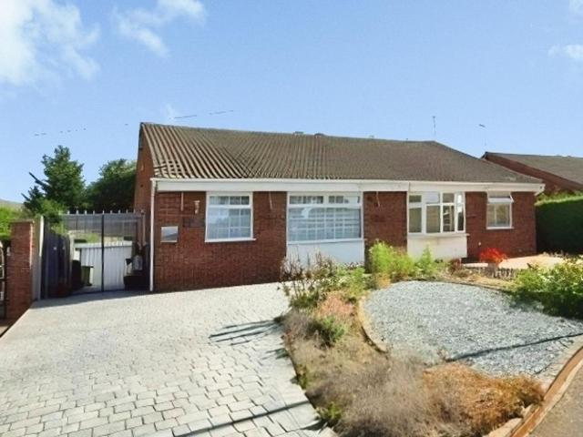 Bungalow for sale in Oadby, Leicestershire