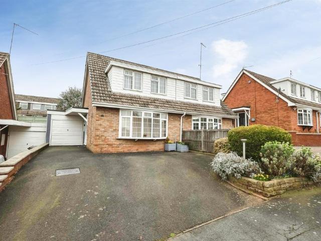 House for sale in Stourbridge, West Midlands