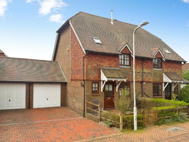 House for sale in Hawkinge, Folkestone