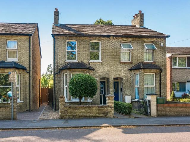 House for sale in Horsell, Woking