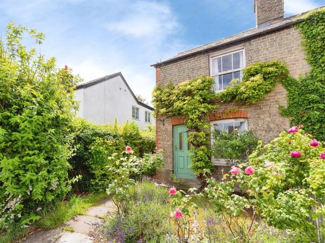 House for sale in King's Walden, Hertfordshire