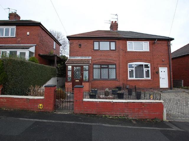 House for sale in Hurst Cross, Greenheys