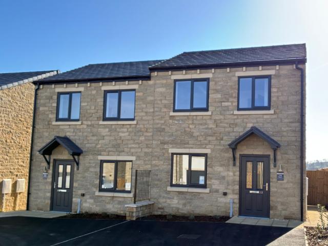 House for sale in Field Lane, Rastrick