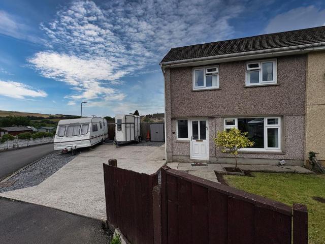House for sale in Cimla, Neath