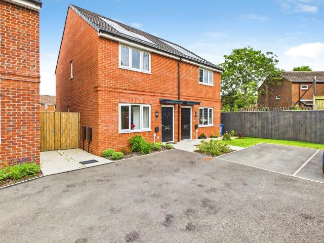 House for sale in Poolstock, Wigan