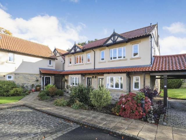 House for sale in Killinghall, North Yorkshire