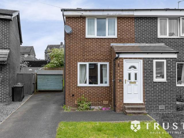 House for sale in Mirfield, West Yorkshire