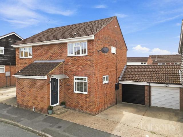House for sale in Ingrave, Brentwood