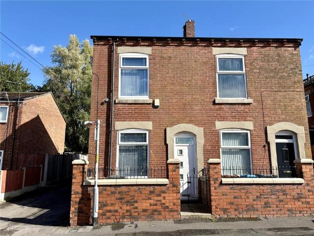 House for sale in Cowhill, Oldham
