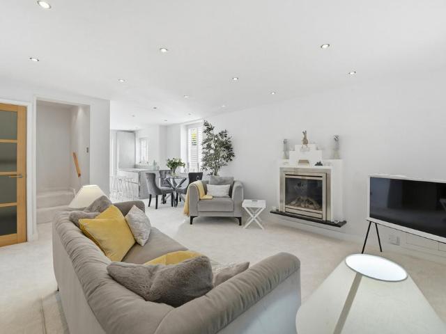 House for sale in Prestbury