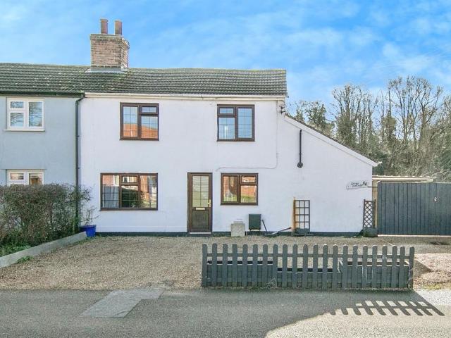 House for sale in Chelmondiston, Suffolk