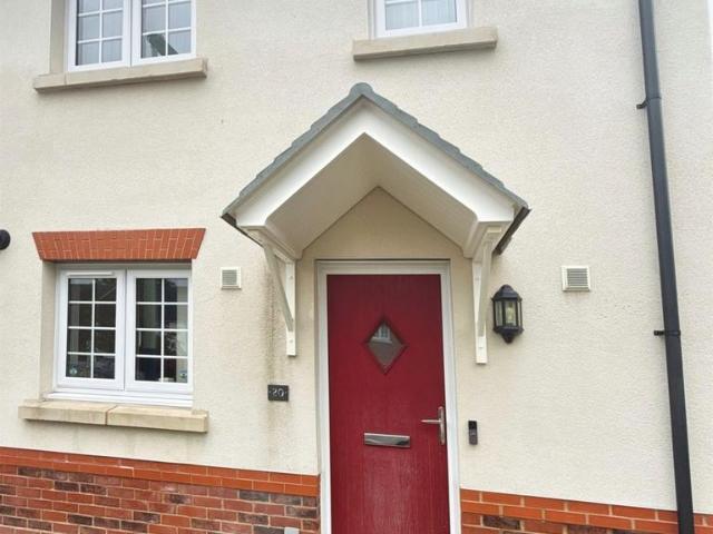 House for sale in Crumlin, Wales