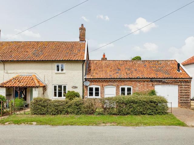 House for sale in East Tuddenham, Norfolk