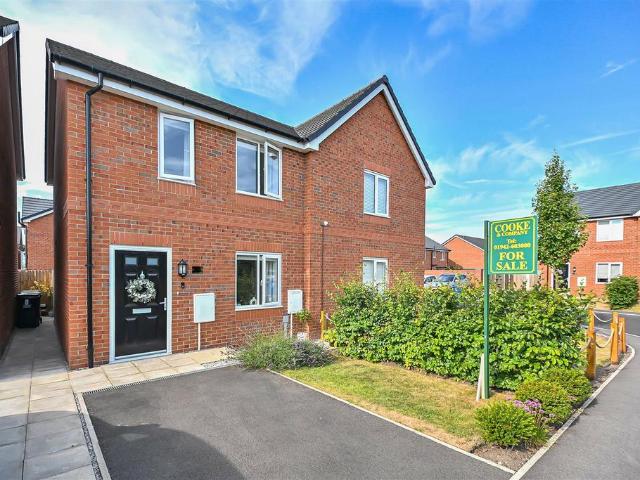 House for sale in Waterside Point, Wigan