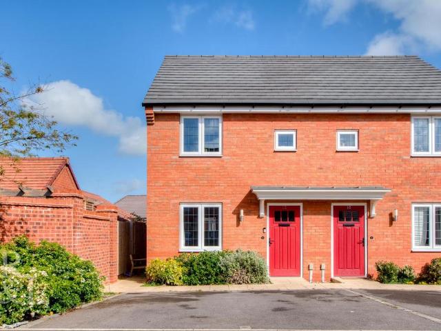 House for sale in Barton In Fabis, East Midlands