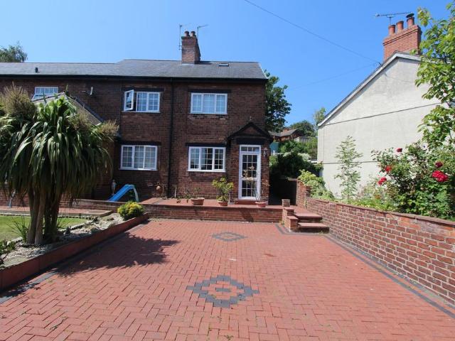 House for sale in Mount Sion, Wales