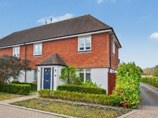 House for sale in Littlecote, West Sussex