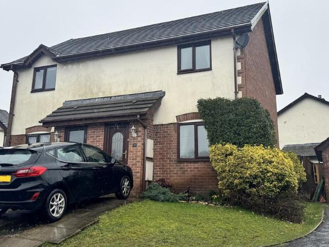 House for sale in Capel Hendre, Wales