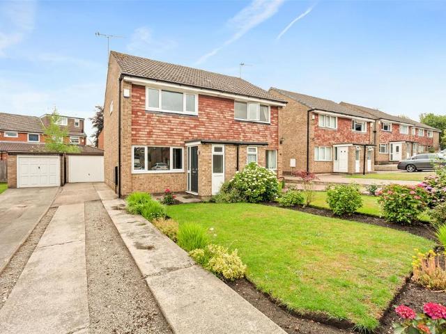 House for sale in Alwoodley, West Yorkshire