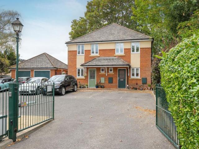 House for sale in Winkfield