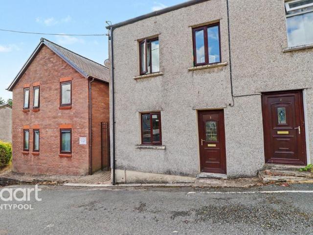 House for sale in Trosnant, Griffithstown