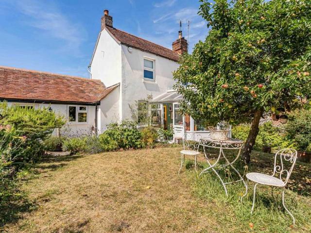 House for sale in Berrick Salome, Oxfordshire