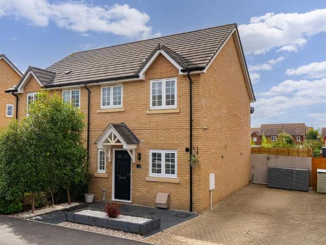 House for sale in Highfields Caldecote, South Cambridgeshire