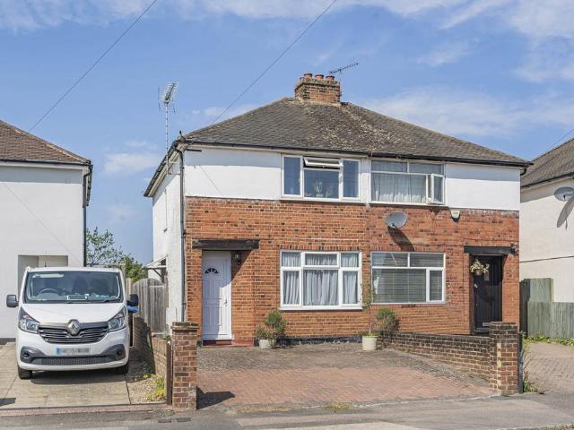 House for sale in Row Town, Surrey
