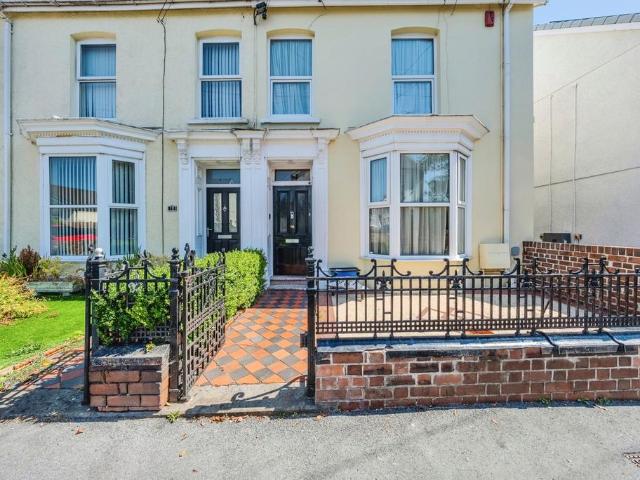 House for sale in Pembrey and Burry Port Town, Burry Port