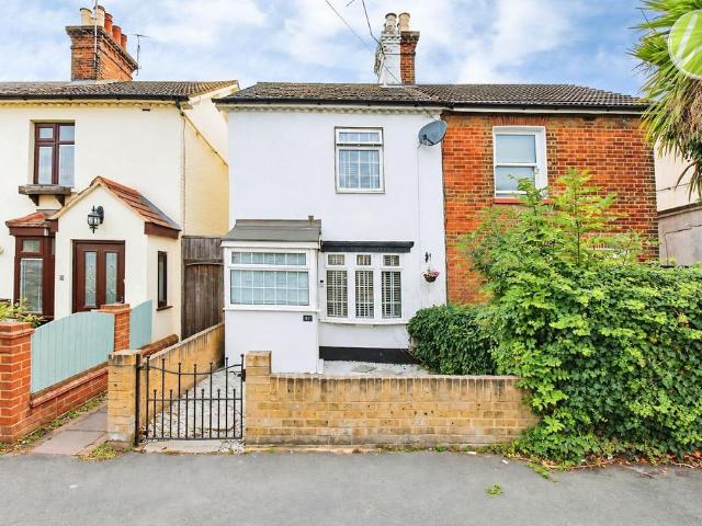 House for sale in Stanford-le-hope, Essex