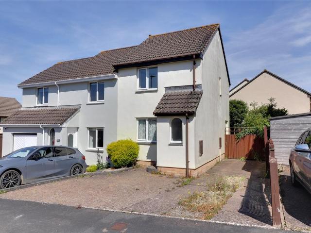 House for sale in Great Torrington, Brandis Corner